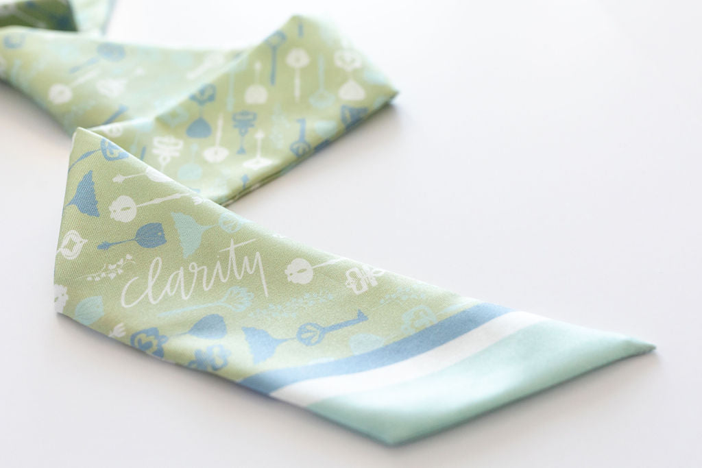 CLARITY TWILLY SCARF